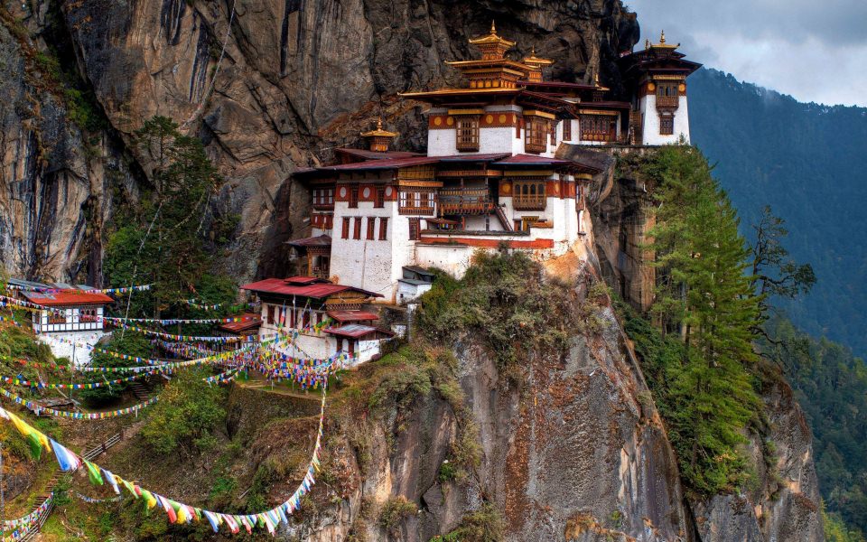 Download Bhutan iPhone 11 Back Wallpaper in 4K wallpaper