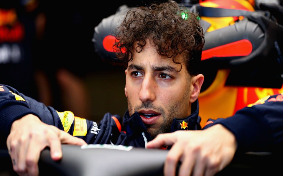 Download Daniel Ricciardo 4K Background Pictures In High Quality wallpaper