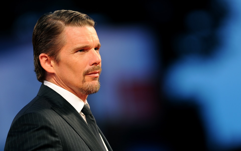 Download Ethan Hawke Free HD Pics for Mobile Phones PC wallpaper