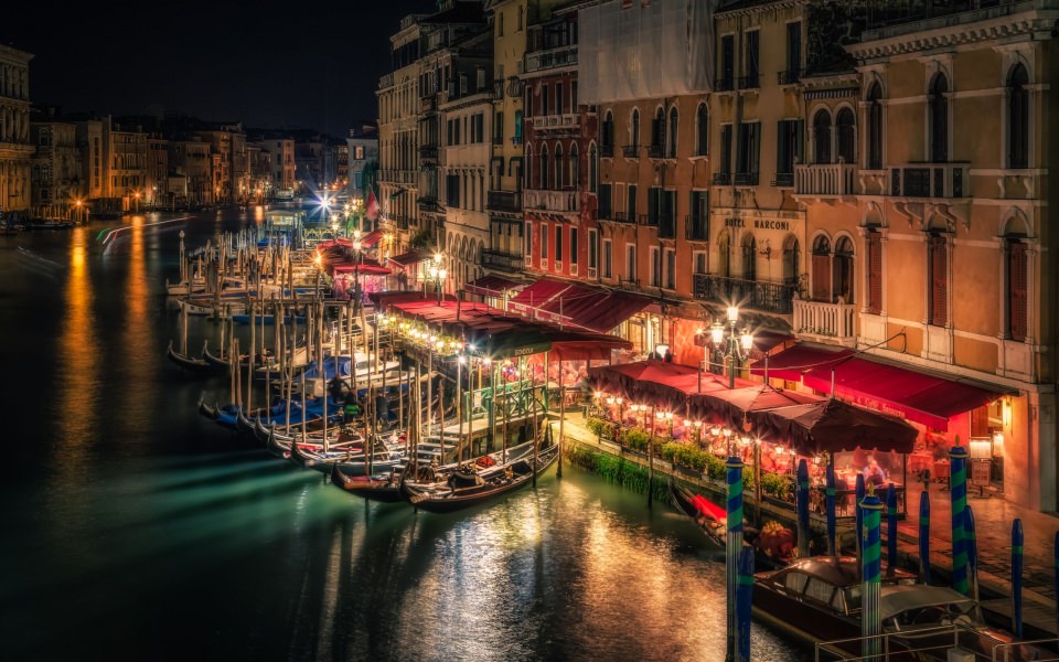 Download Grand Canal Venice iPhone 11 Back Wallpaper in 4K 5K wallpaper