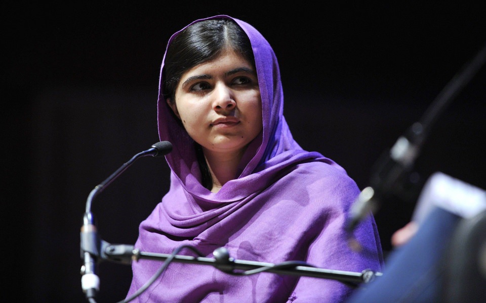 Download Malala Yousafzai 3D Desktop Backgrounds PC & Mac wallpaper