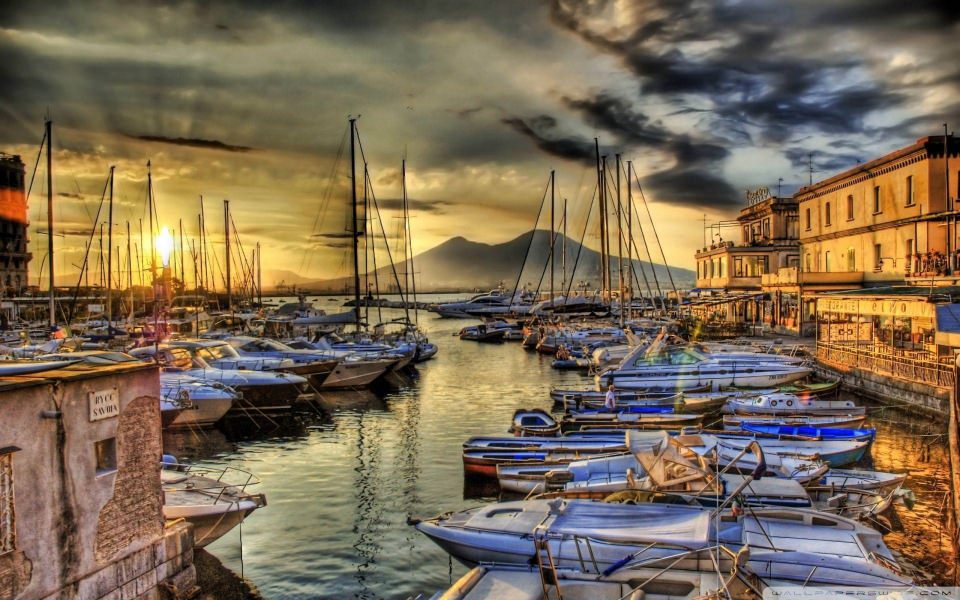 Download Naples iPhone 11 Back Wallpaper in 4K 5K wallpaper