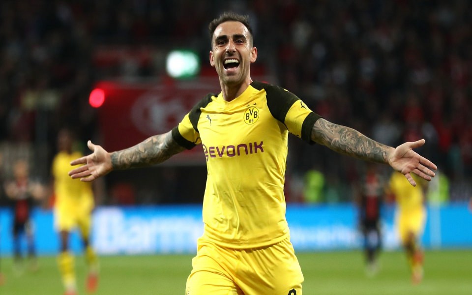 Download Paco Alcacer Download HD 1080x2280 Wallpapers Best Collection wallpaper