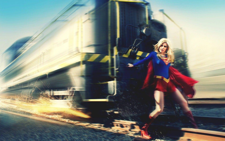 Download Supergirl Widescreen 4K UHD 5K 8K wallpaper