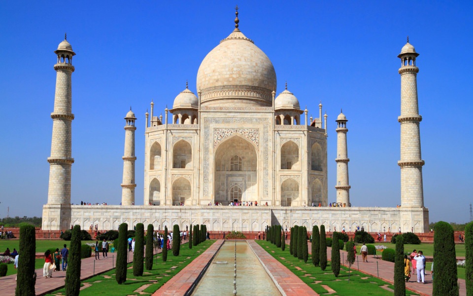 Download Taj Mahal 4K Ultra HD wallpaper