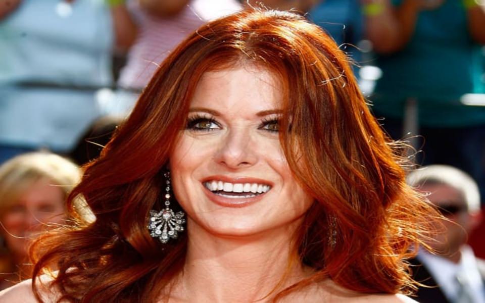 Download Latest Debra Messing HDQ Live Leaked iPhone Free Images 16k wallpaper