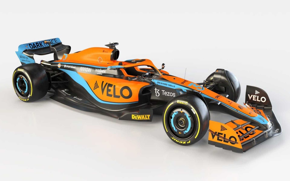 Download F1 McLaren 2022 4K wallpaper