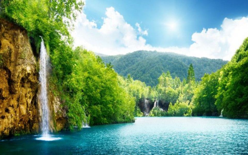 Download Green Valley Water Mountains 4k HDQ Live wallpaper