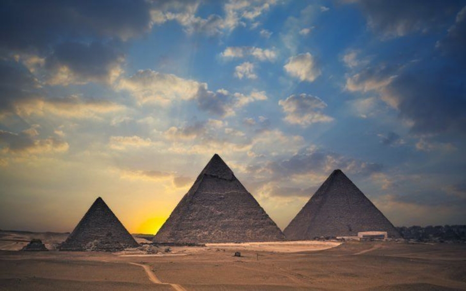Download Pyramids of Egypt Sunrise wallpaper