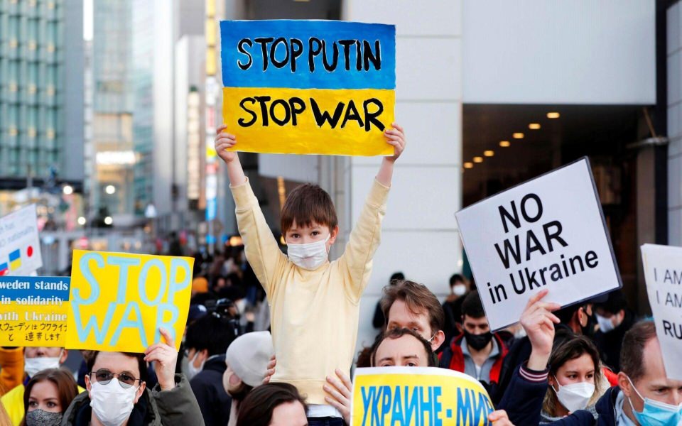 Download Ukraine Russia - Stop War Rally Photos in 4K wallpaper