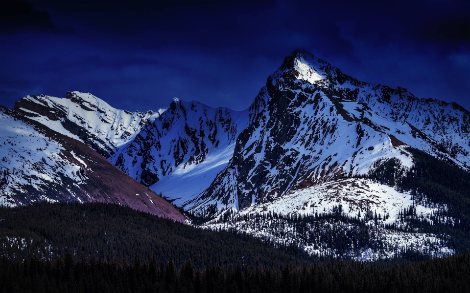 Download Alberta's Jasper National Park A Natural Wonder in HD Wallpaper wallpaper