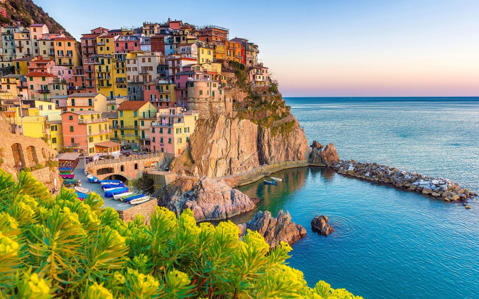 Download Escape to the Charming Italian Village of Manarola HD wallpaper 1080P HD Wallpapers For Android and iOS wallpaper
