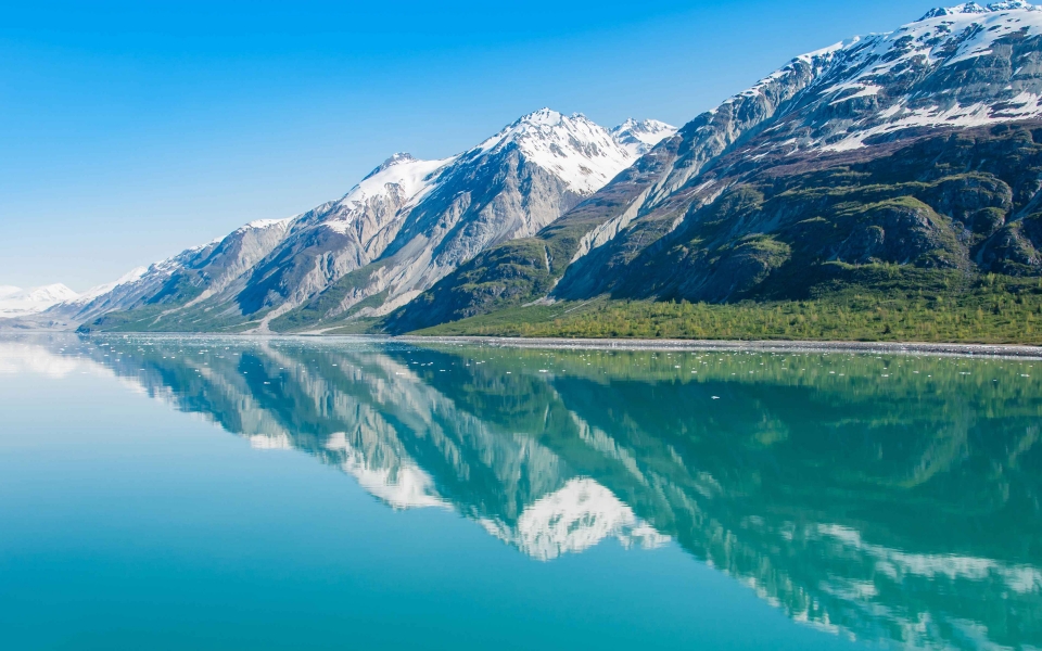 Download Majestic Alaska Blue Lake and Mountains HD Wallpaper wallpaper