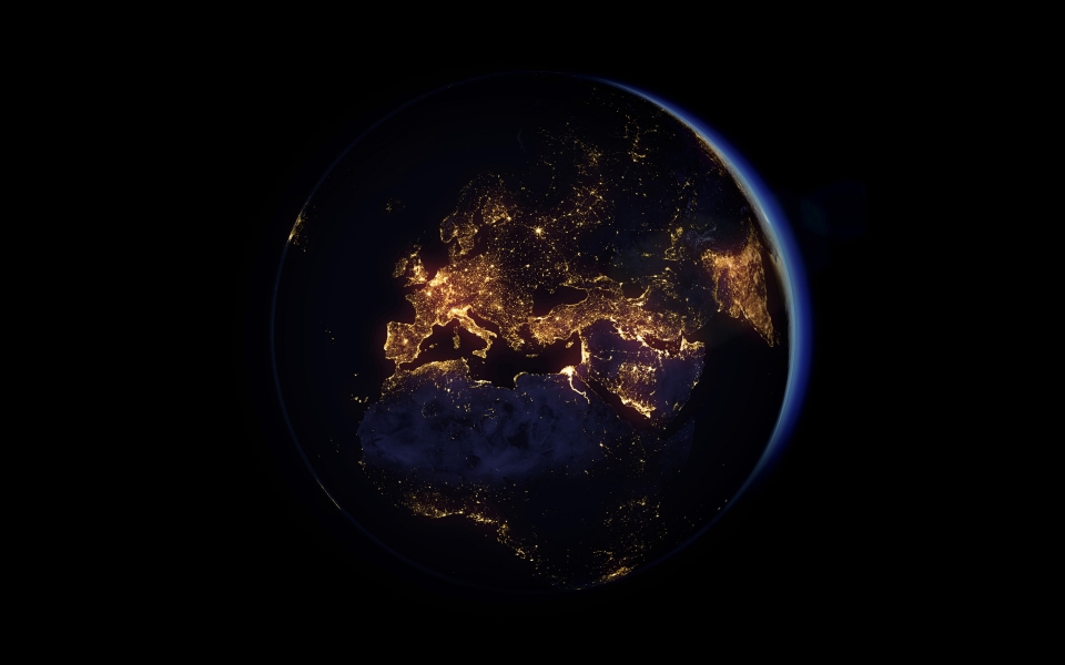 Download Stunning HD Wallpaper of Earth at Night with City Lights from Space wallpaper