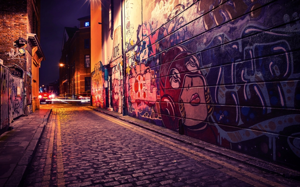 Download City Graffiti at Night Time-Lapse HD Wallpaper for macbook wallpaper