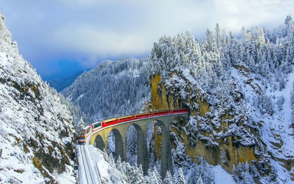 Download Jungle Railway Viaduct Switzerland 2021 Bing Theme HD Wallpaper wallpaper