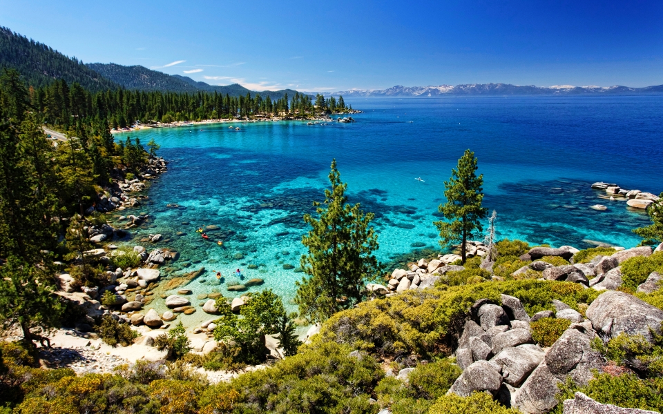 Download Summer Serenity at Tahoe Lake Captivating Sierra Nevada Beauty in HD wallpaper