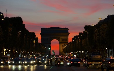 Arc De Triomphe Boulevard