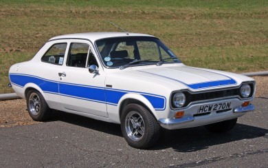Ford Escort Photos and Wallpapers