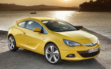 Opel Astra Gtc Yellow Side view