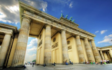 Brandenburg Gate Amazing Photos 2020 in 4K