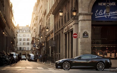 Aston Martin Vanquish New Wallpaper HD Free Download