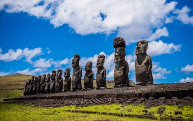 Easter Island HD 4K Mobile iPhone XI PC 2020
