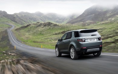 Land Rover Discovery Sport 4K HD