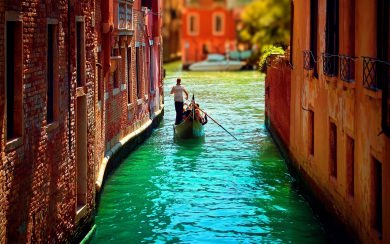 Venice Full HD 5K 2560x1440 Download For Mobile PC