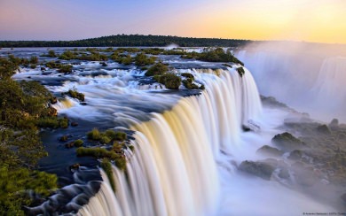 Iguazu Falls 2560x1600 Free 5K Pictures Download