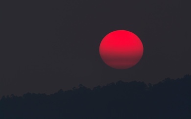 Red Moon 5k Photos Free Download