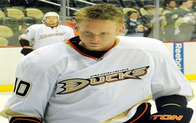 Corey Perry iPhone Images Backgrounds In 4K 8K Free