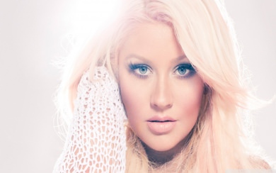 Christina Aguilera High Resolution Desktop Backgrounds