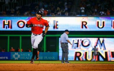 Giancarlo Stanton Live Free HD Pics for Mobile Phones PC