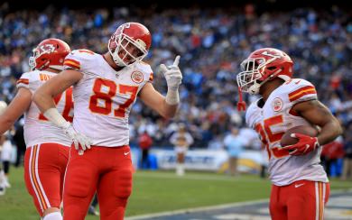 Travis Kelce Download Wallpapers Best Collection
