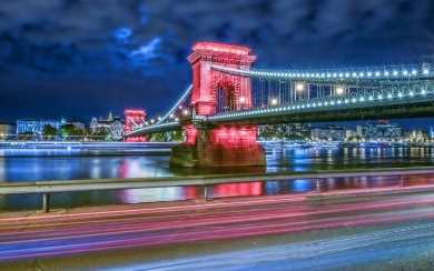 Download Szechenyi Chain Bridge Nightscape Wallpaper
