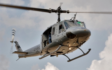 Bell UH-1 Iroquoi  HD Wallpaper of the American Military Transport Helicopter