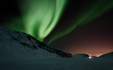 Aurora's Dance Captivating Northern Lights HD Nature Wallpaper 4K