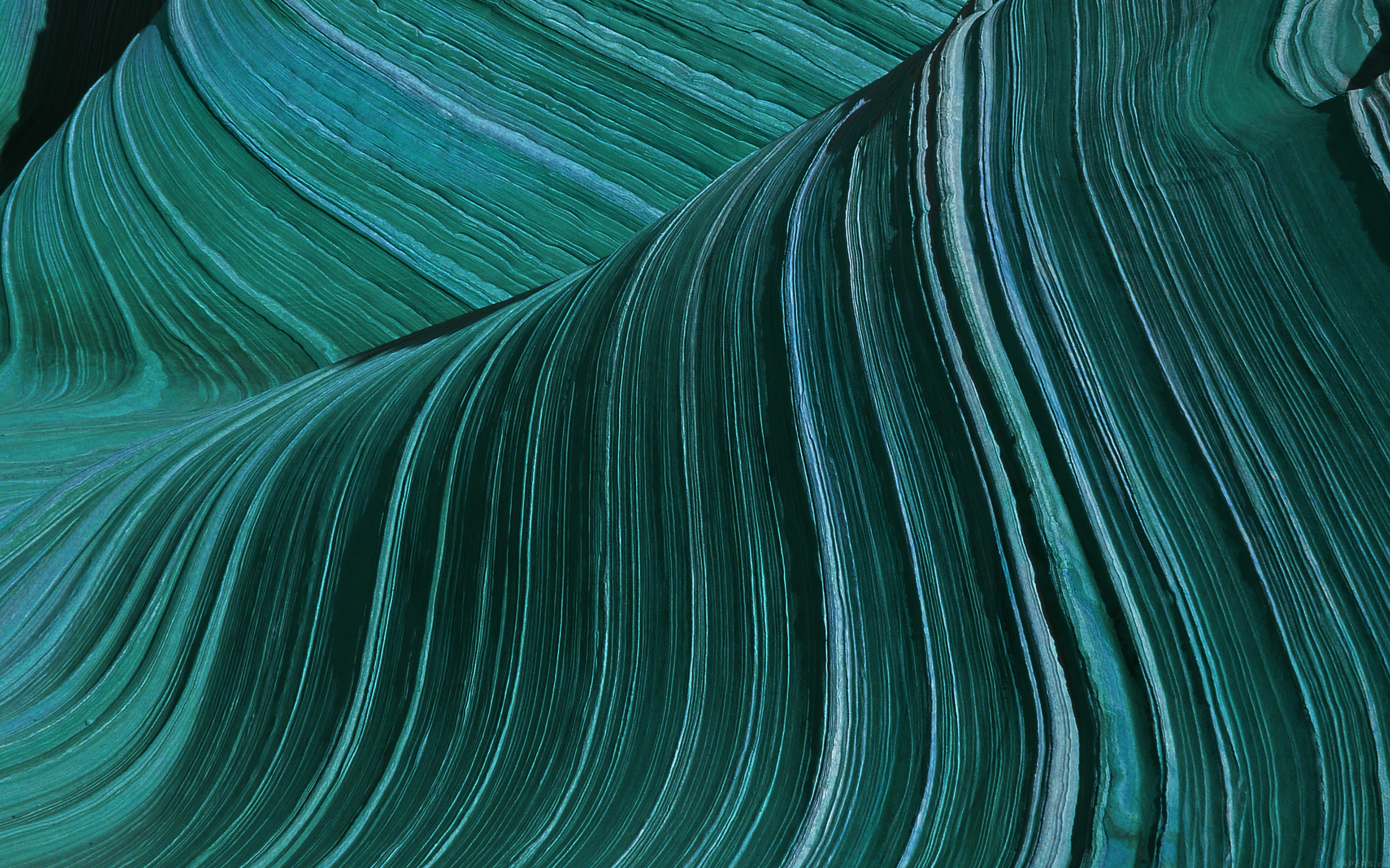 Download Green Wave Pattern Wallpaper - GetWalls.io
