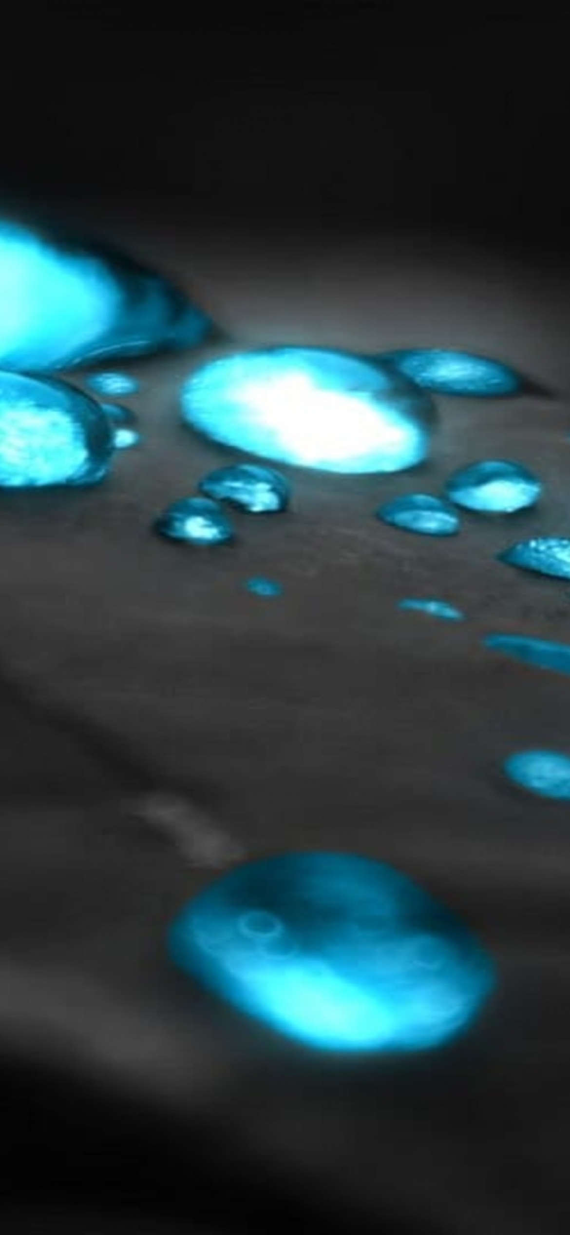 Download Water Droplets in 1080p 3D 4D 5D photos Wallpaper 